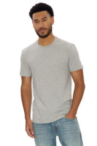 koi8070_modl_grey-heather_studio-2-crop_2024_cil